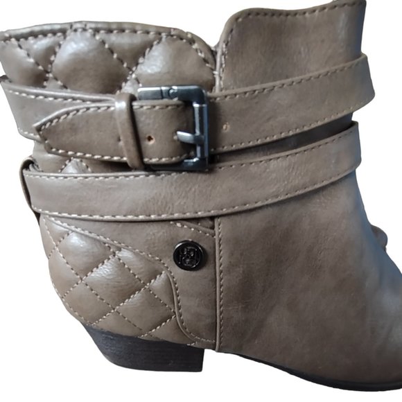 Liz Claiborne Posh Ankle Boots Taupe Size 9 - Picture 7 of 16